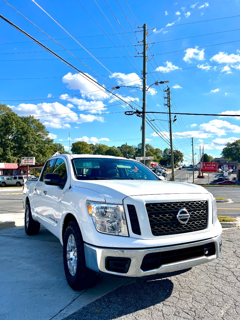 2019 Nissan Titan SV